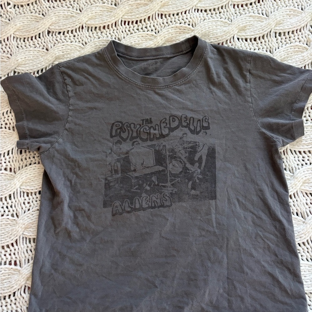 Brandy Melville Gray Graphic Crop Top